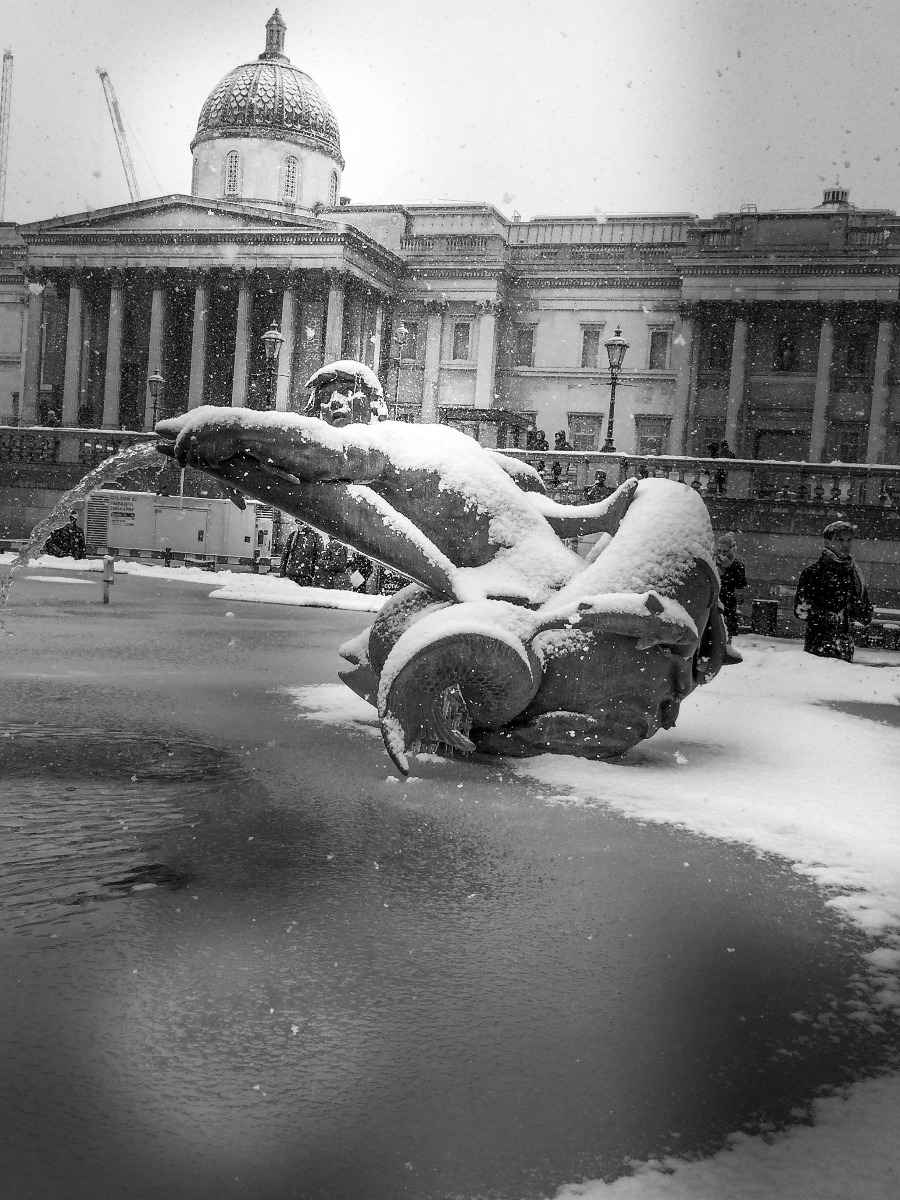 London Square Snow